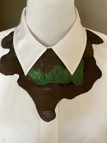 “ACORN CREST” COLLAR