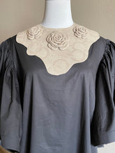 Load image into Gallery viewer, “IVORY GARDEN” COLLAR