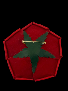 “ROUGE ELEGANCE” BROOCH