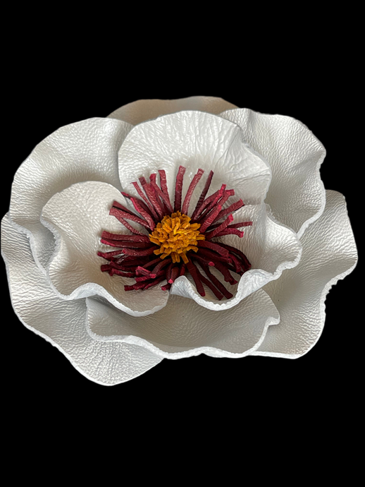 “MAGNOLIA GRACE” BROOCH