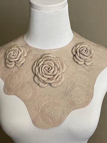 “IVORY GARDEN” COLLAR