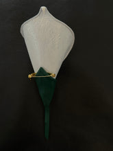 Load image into Gallery viewer, Calla Whisper Leather Brooch
