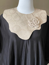 Load image into Gallery viewer, “SCULPTED GRACE” COLLAR