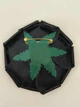 Load image into Gallery viewer, ROSE LEATHER BROOCH