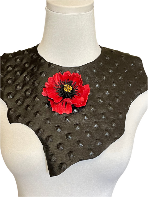 “Voice of the Earth” collar