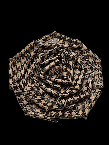 “HOUNDSTOOTH ROSE” BROOCH