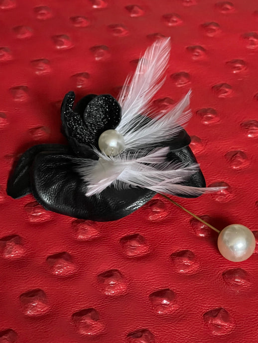 «BLACK SWAN» ORCHID