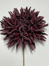 Load image into Gallery viewer, ASTER PIN BROOCH