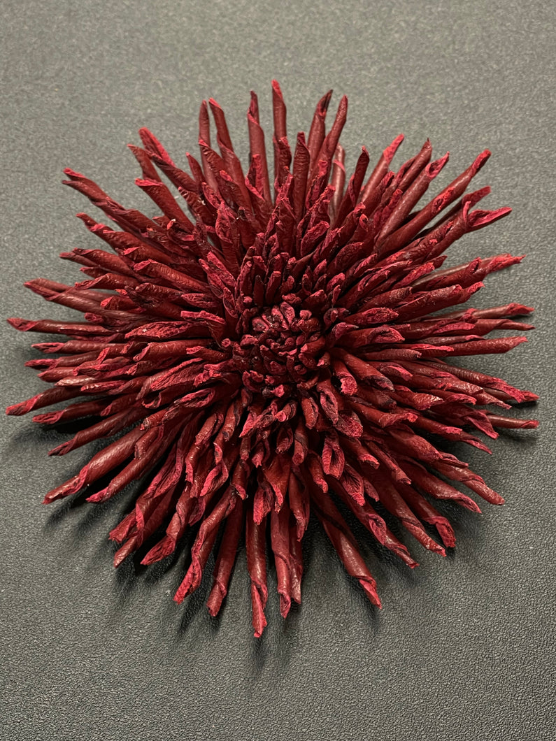 «GARNET THORN» ASTER BROOCH