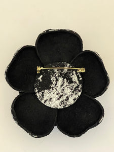 “GLIMMERING NIGHT” brooch