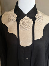Load image into Gallery viewer, “IVORY GARDEN” COLLAR
